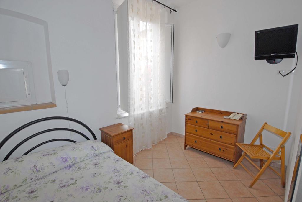 Hotel Luana Viareggio Chambre photo