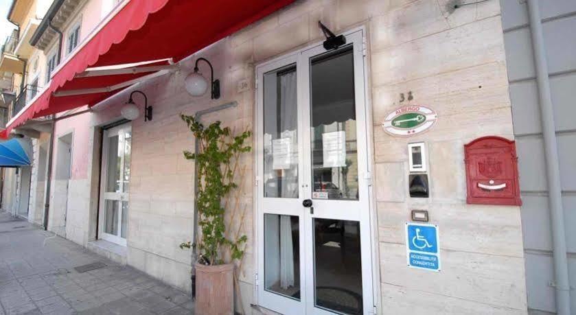 Hotel Luana Viareggio Extérieur photo